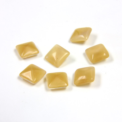 Glass Point Back Buff Top Stone Opaque Doublet - Square 06x6MM BEIGE MOONSTONE