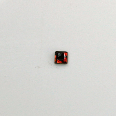 Czech Glass Flat Back Rose Cut Stone - Square 04x4MM RUBY Foiled