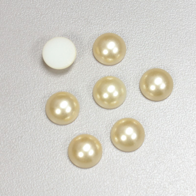 Plastic Medium Dome Pearl Cabochon - Round 10MM CREME