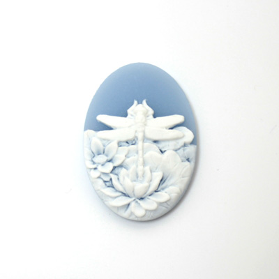 Plastic Cameo - Dragonfly Oval 25x18MM WHITE ON BLUE