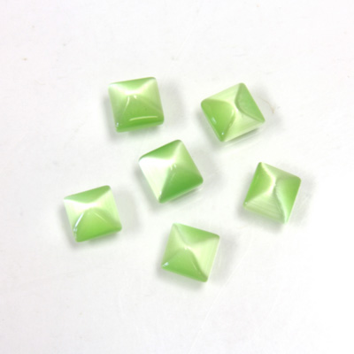 Fiber-Optic Cabochon - Pyramid Top 06x6MM CAT'S EYE LT GREEN