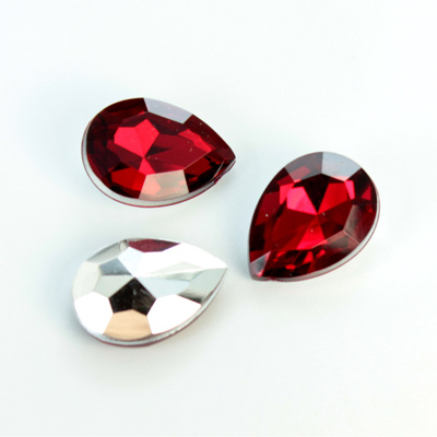 Plastic Point Back Foiled Stone - Pear 18x13MM RUBY