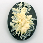 Plastic Cameo - Flowers Oval 40x30MM IVORY ON BLACK